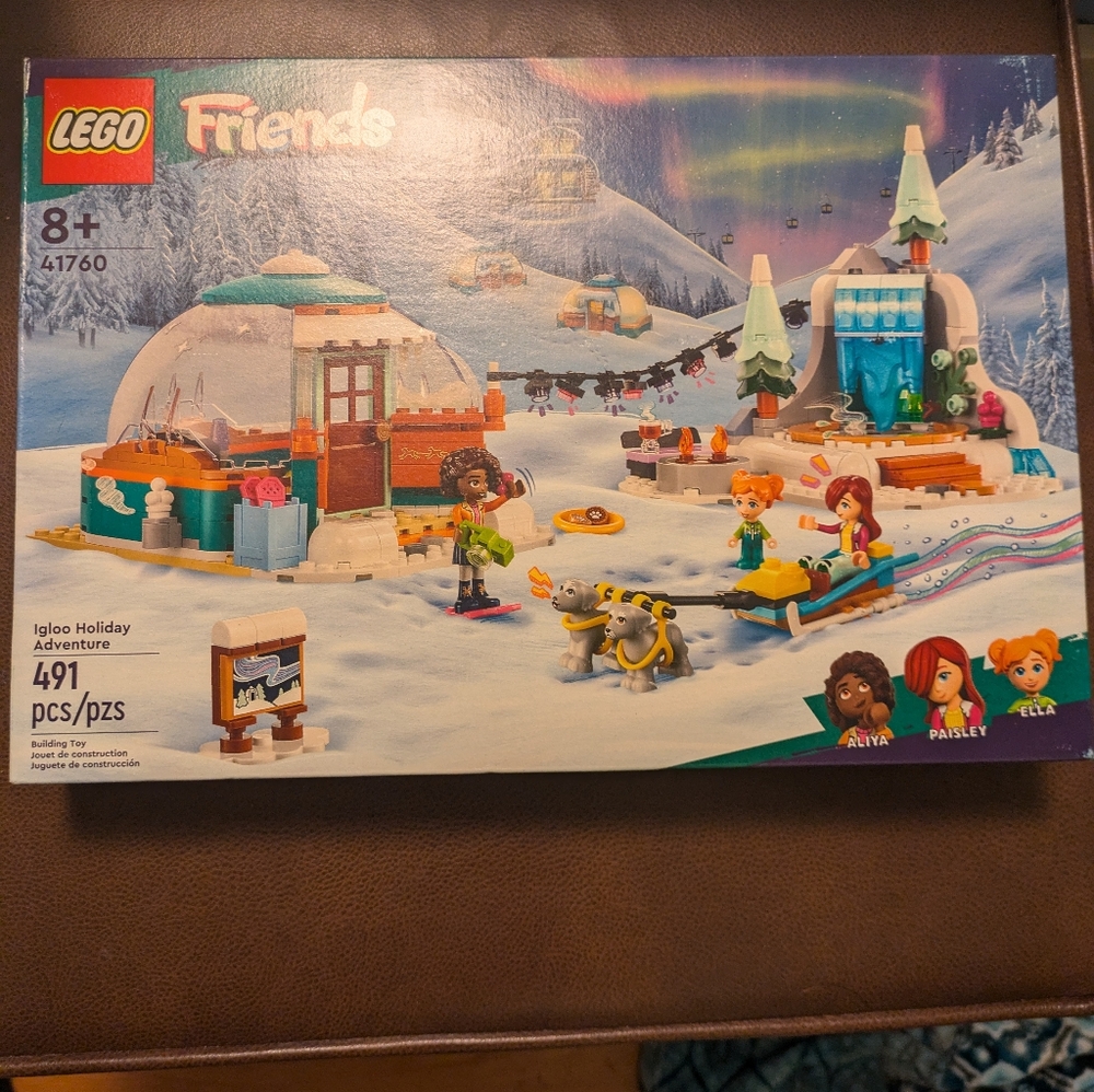 Lego Friends Igloo Adventure (41760) new in unopened box